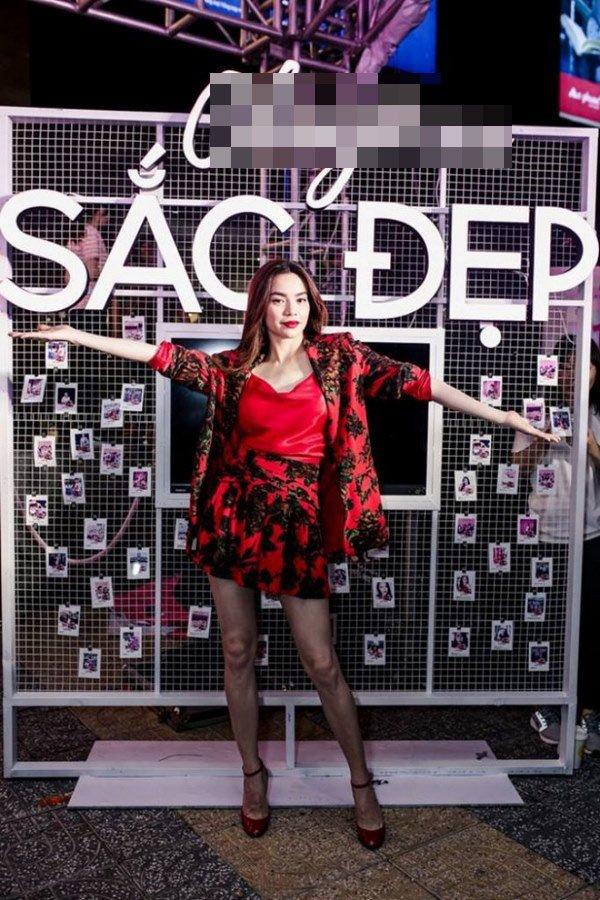 Không qua hậu kỳ, loạt hình chụp các người đẹp Việt bằng camera thường khiến dân tình ngơ ngác-1