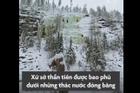 Thác nước đóng băng hàng loạt ở Phần Lan
