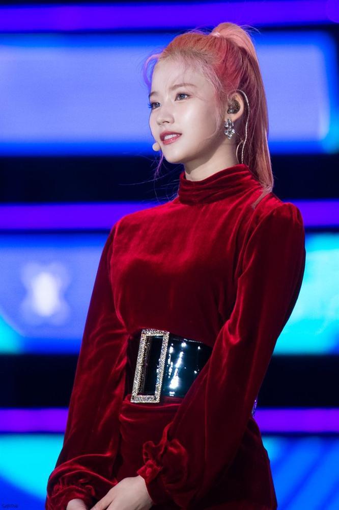 Sana (Twice) gây chú ý với câu trả lời về điều thích nhất khi thực hiện album Feel Special-4