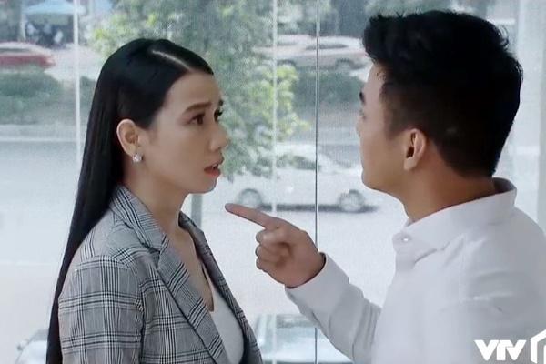 Nữ giảng viên nhận chửi bới vì vai trơ trẽn trong Hoa hồng trên ngực trái-1