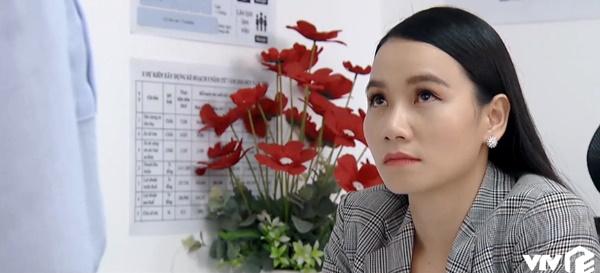 Nữ giảng viên nhận chửi bới vì vai trơ trẽn trong Hoa hồng trên ngực trái-3