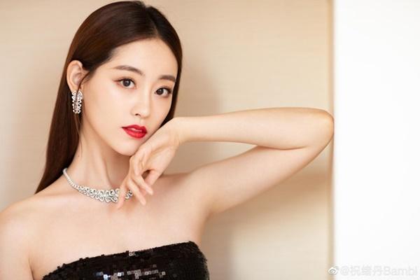 Hai thế hệ Chu Chỉ Nhược tình cảm trên sân khấu-7