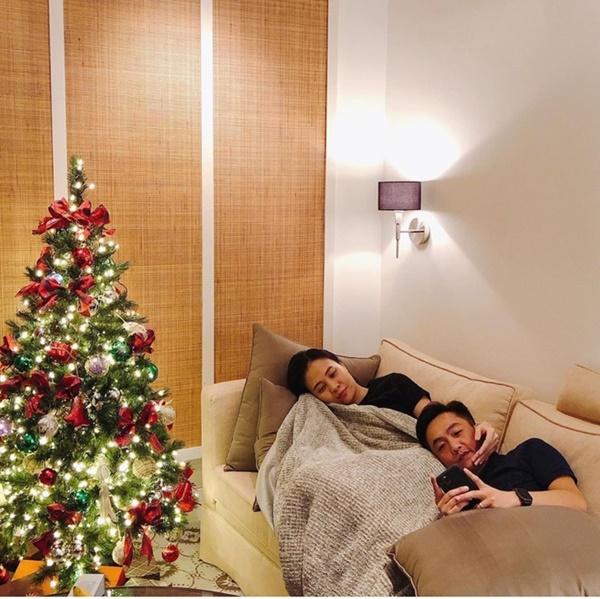 Đàm Thu Trang và Cường Đô La hạnh phúc bên nhau. Cả hai liên tục chia sẻ những hình ảnh khiến nhiều người phải ghen tị.