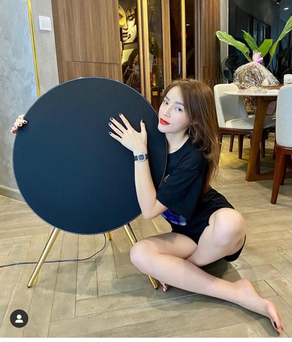 Hoa hậu Kỳ Duyên giản dị ở đời thường: "Đôi khi nơi bình yên nhất lại là nơi ồn ào nhất".