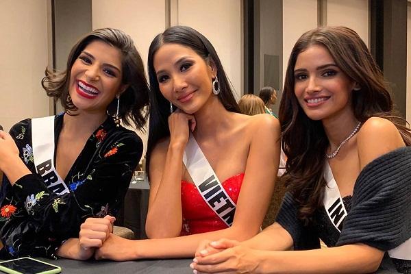 Ngày thứ hai tại Miss Universe 2019: Hoàng Thùy lộ vẻ nhợt nhạt, bị chê make-up không đẹp-14