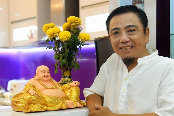 Danh hài Hồng Tơ bị công an bắt vì đánh bạc giờ ra sao?-8