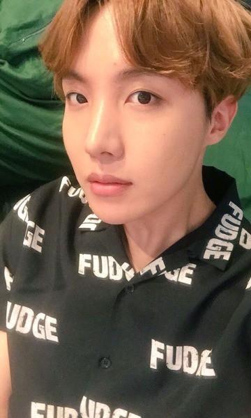 7 thành viên nhóm BTS đã làm gì để da không bị mụn?-2