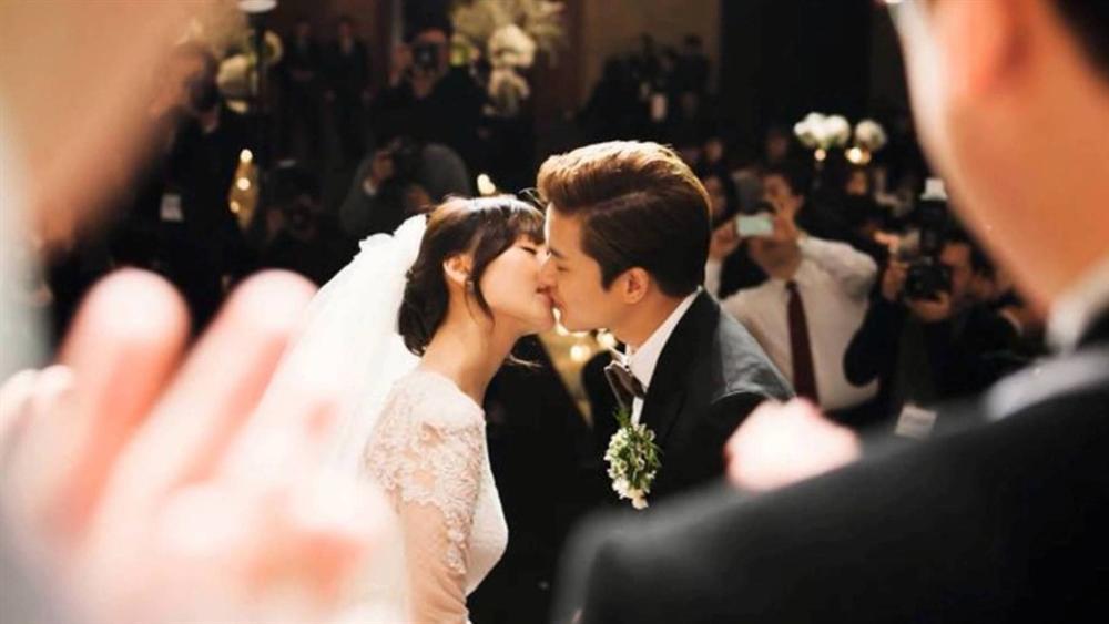 Người cũ kết hôn - bất ngờ và hụt hẫng nhiều hơn là buồn-2