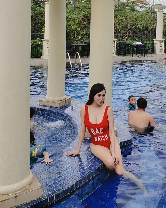 Mỹ nhân Đại gia chân đất: Kẻ bị tố bán dâm 12.000 USD cho đại gia U70, người sống hạnh phúc-10