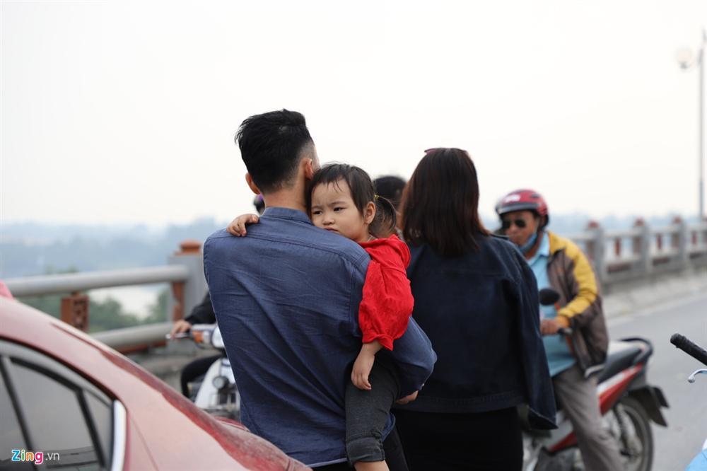 7 ôtô tông nhau liên hoàn, đường trên cao tắc gần 10 km-6