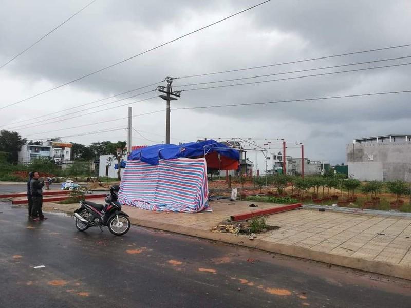 Điện giật làm 1 người chết, 10 người bị thương-1