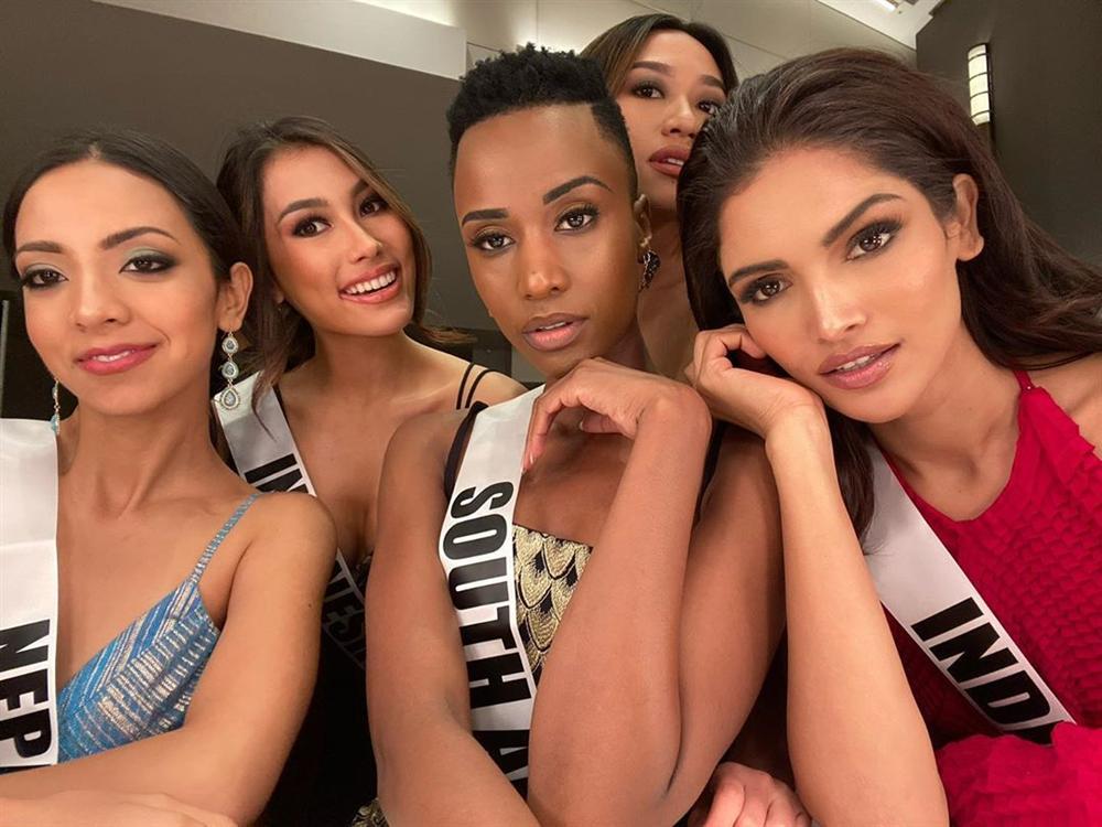 Miss Universe 2019 ngày thứ ba: Hoàng Thùy mặc đồ 2 trong 1, chặt đẹp chiều cao hoa hậu Venezuela-9
