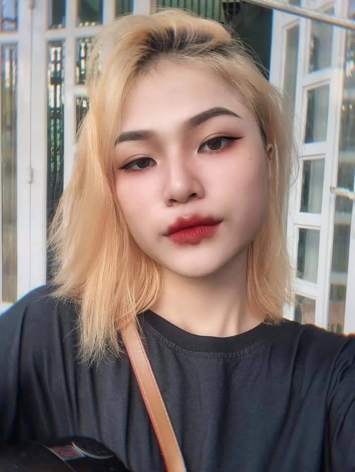 Môi Mazda hết thời, dân mạng lại xôn xao vì kiểu môi răng cưa, môi mào gà đón Tết-5