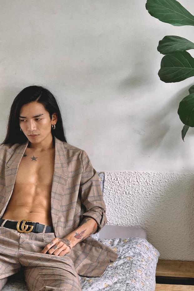 Body siêu ảo của BB Trần: Khi khoe ngực ngồn ngộn, lúc thì bụng 6 múi, giờ thì khác gì đuông dừa?-5