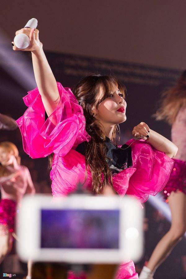 HyunA rực rỡ trên sân khấu ở Đài Loan-3