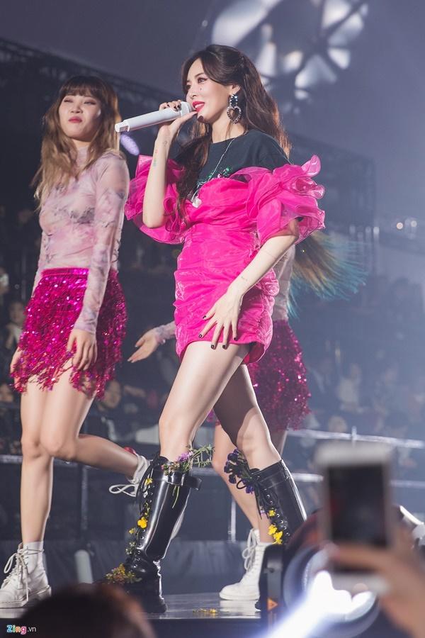HyunA rực rỡ trên sân khấu ở Đài Loan-8