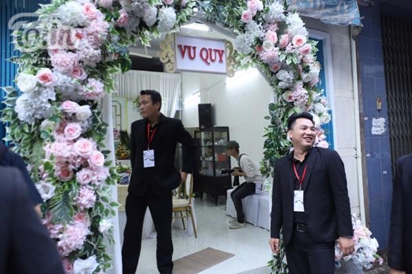 Hoàng Yến, Ái Phương xúng xính áo dài làm phụ dâu trong đám cưới Hoàng Oanh-7