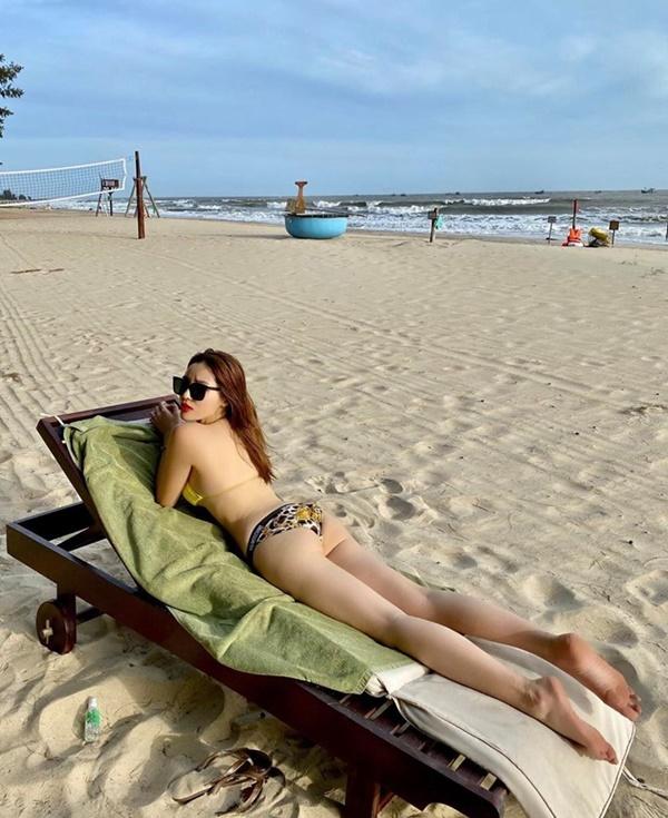 Giảm 10kg, Kỳ Duyên mặc đồ bơi 2 mảnh khoe eo nhỏ bằng gang tay-3