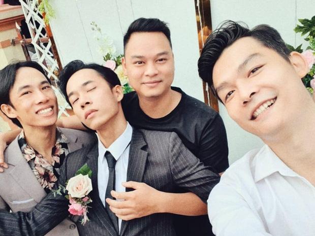 HOT: Ông giáo 1977 Vlog chính thức thành chồng người ta, cô dâu là giáo viên đáng yêu lắm à nha!-1