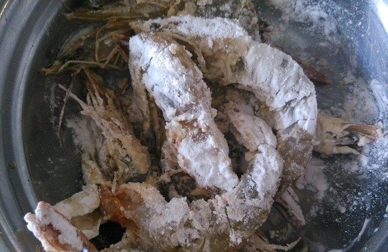 Cả nhà đều mê tôm, mẹ đảm sáng tạo ngay món tôm xóc rau củ độc đáo, ai cũng mê-2