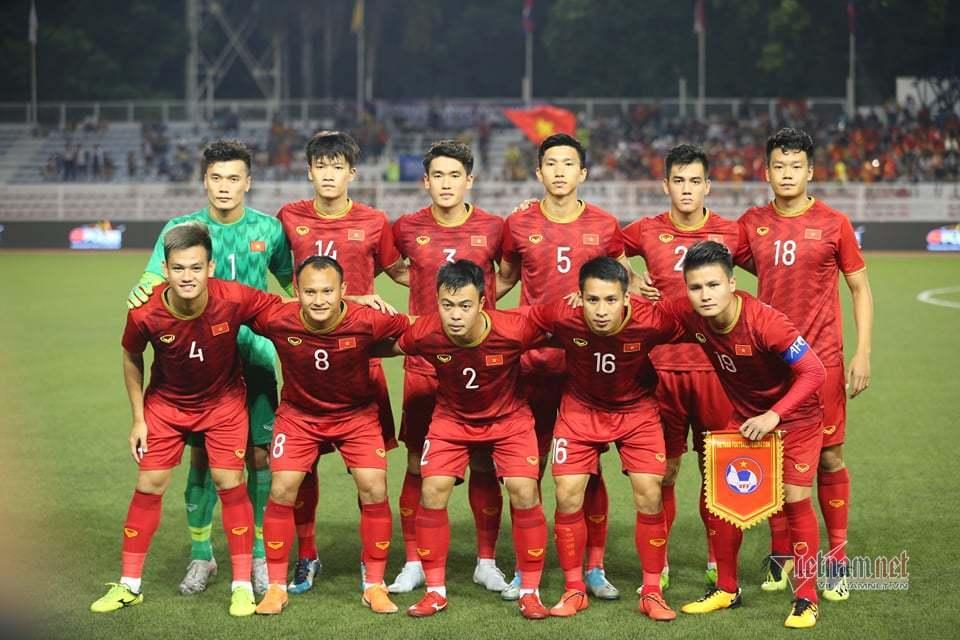 Soi khoảnh khắc mắc sai lầm của thủ môn Bùi Tiến Dũng làm Việt Nam thua 1 - 0 trước Indonesia-1