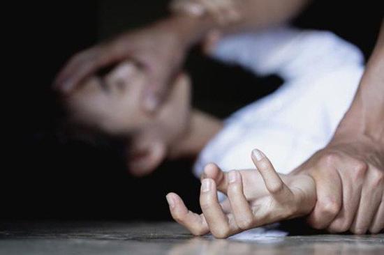 Thanh niên rủ nữ sinh cấp 2 làm chuyện người lớn đến ngất xỉu ở Đắk Nông