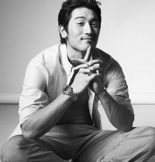 Bố mẹ và công ty quản lý Cao Dĩ Tường tha thứ cho đài Chiết Giang: Là sự thật hay chiêu trò tẩy trắng của đồng tiền?-6