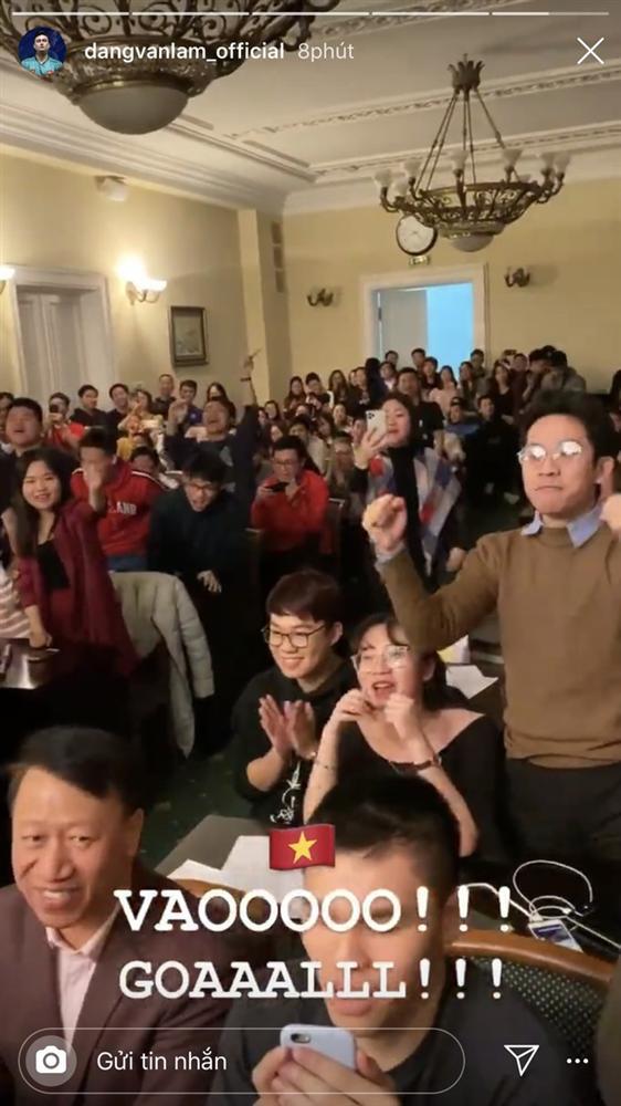 Hải Quế phấn khích, Đức Huy đòi mặc pijama đi bão khi tuyển U22 thắng-5