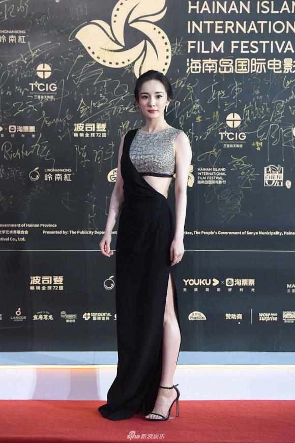 Thảm đỏ LHP Hải Nam: Dương Mịch tỏa sáng, Lý Nhược Đồng lão hóa, Trương Gia Nghê hai lúa-3