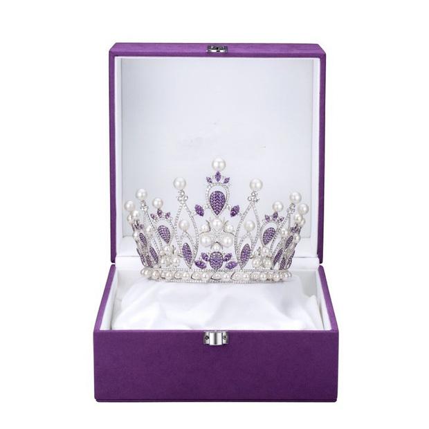 Ngắm nhìn vương miện Hoa hậu Hoàn vũ Việt Nam qua các năm-7