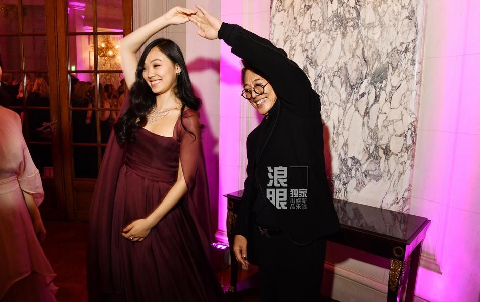 Ái nữ nhà Lý Liên Kiệt đọ sắc với con gái Khâu Thục Trinh tại đêm tiệc thượng lưu-3