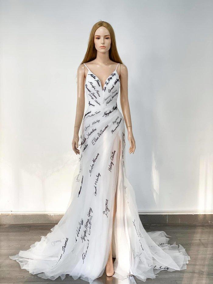 Thúy Vân thêu tên mẹ - Hương Giang - Beyoncé lên váy dạ hội thi Bán kết Miss Universe Vietnam 2019-10