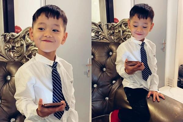 Điểm danh những gương mặt nhóc tỳ hot nhất showbiz Việt năm 2019-23