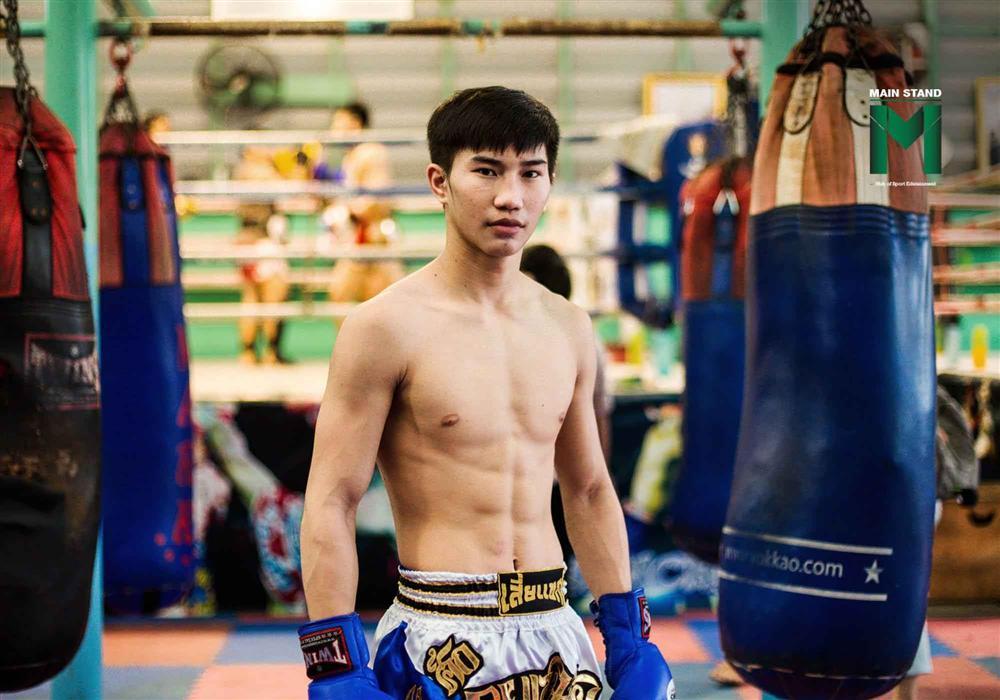 Phát hiện thú vị: Đoàn Văn Hậu có anh em sinh đôi là võ sĩ muay Thái?-2