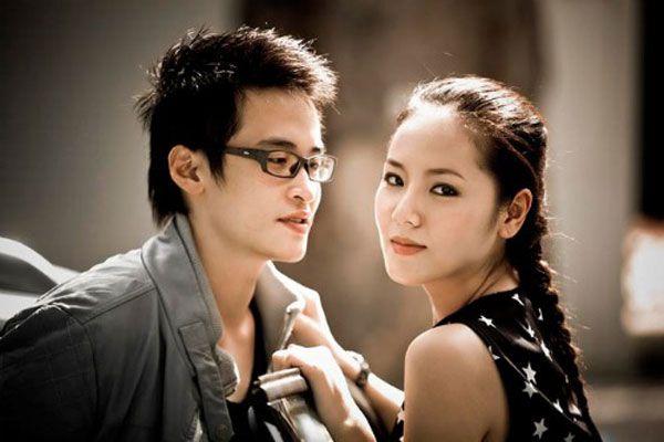 Phương Linh công khai thoát ế ở tuổi 35 bằng bức ảnh khóa môi bạn trai, dân mạng gọi tên Hà Anh Tuấn-4