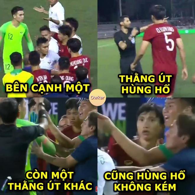 Ảnh chế hai em út U22 Việt Nam phản ứng gắt ở trận gặp Indonesia-3