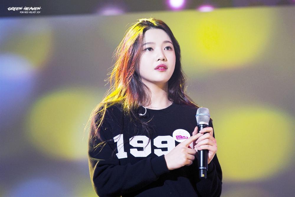 Tae Yeon (SNSD) được ví như người phụ nữ ly hôn 7 lần khi hát-6