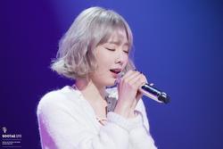 Tae Yeon (SNSD) được ví như người phụ nữ ly hôn 7 lần khi hát