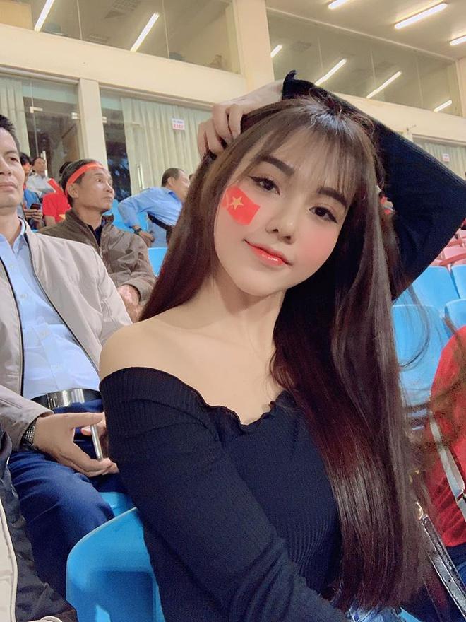 Nhan sắc bạn gái tin đồn của tiền vệ U22 Việt Nam Nguyễn Hoàng Đức-6