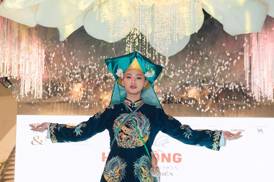 Giám khảo Vũ Thu Phương nói về sự cố lộ ngực của Thúy Vân-2