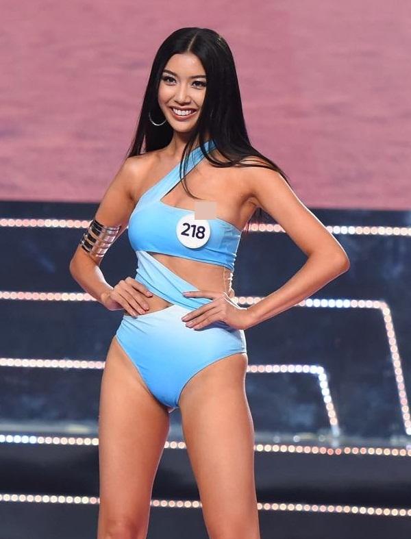 Thí sinh Hoa hậu Hoàn vũ Việt Nam 2019 đọ dáng gợi cảm với phần trình diễn bikini-8