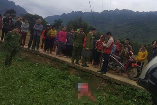 Cô gái trẻ chết bất thường giữa cánh đồng ở Hà Giang: Có mâu thuẫn về việc chữa bệnh cho con?