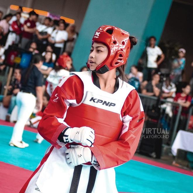 Võ sĩ Philippines được mệnh danh là hot girl taekwondo tại SEA Games-6