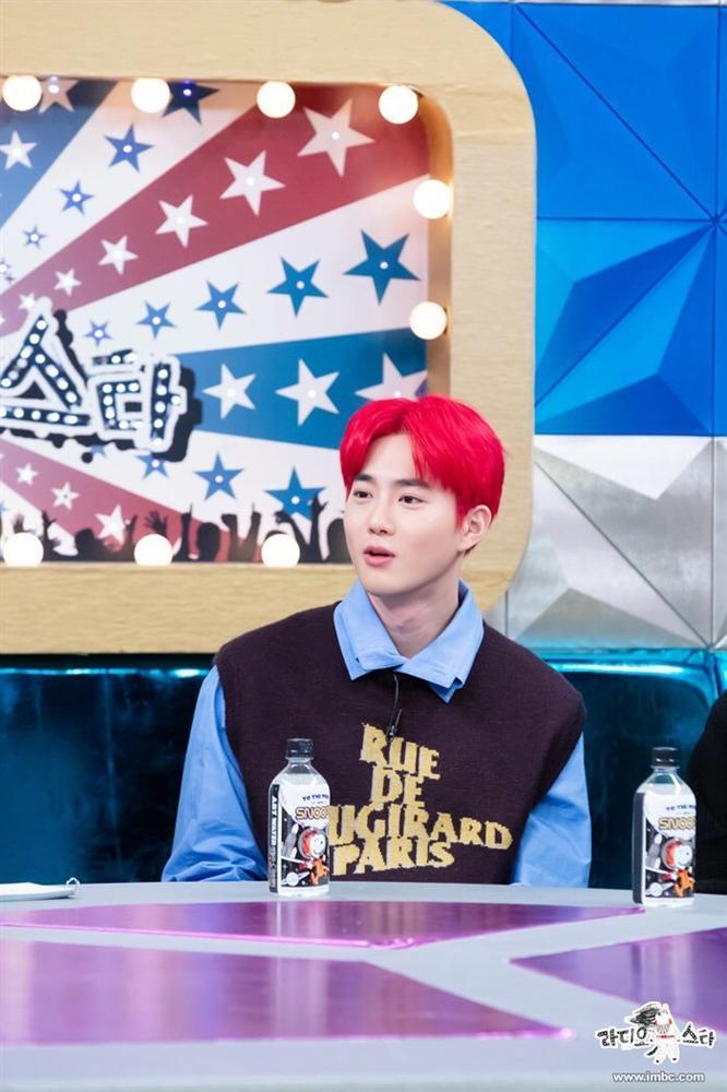 EXO được hỏi về việc gia hạn hợp đồng, câu trả lời của Suho khiến fan ấm lòng-3