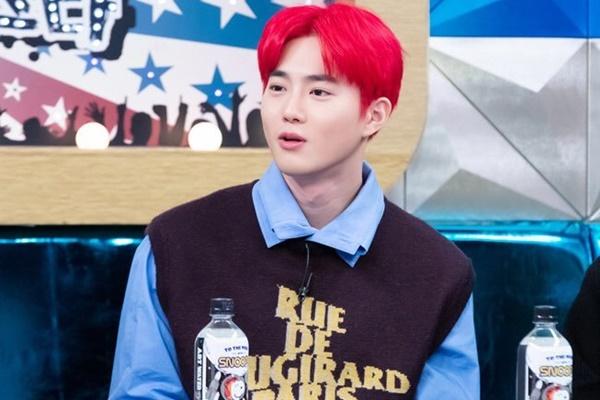 Suho trả lời khi được hỏi về việc gia hạn hợp đồng với EXO - 2sao