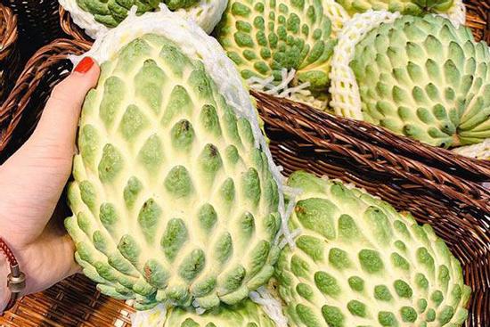 Xuất hiện loại na có mùi sầu riêng độc lạ, hơn nửa triệu đồng một quả vẫn cháy hàng