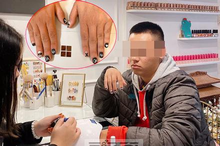 Chị em xôn xao cách giữ chồng bá đạo: Đưa chồng đi làm nail, viết tên vợ lên móng tay