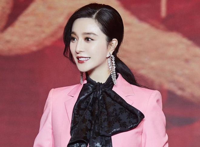 Phạm Băng Băng lộ bụng lớn, bị nghi mang thai-2