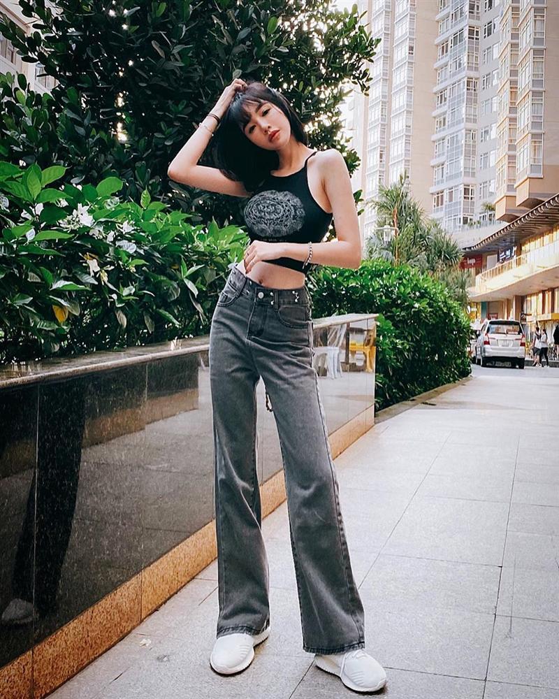 Elly Trần lộ body gầy guộc, mỏng như lá lúa: Fan kêu gọi Truyền thái y-7