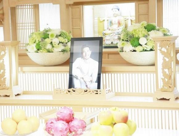 Xúc động trước chia sẻ đầu tiên của mẹ Cao Dĩ Tường sau hơn 1 tuần con trai qua đời-2